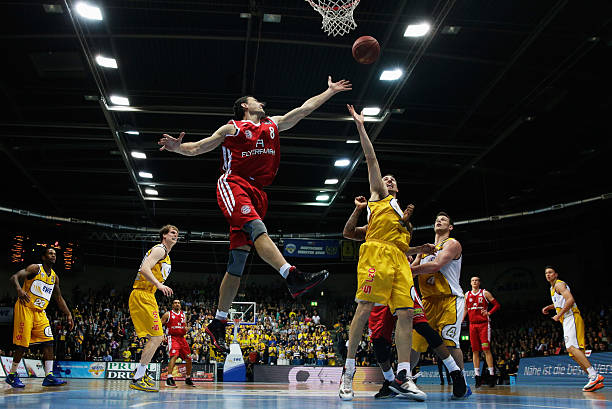 以狂热氛围 以狂热氛围